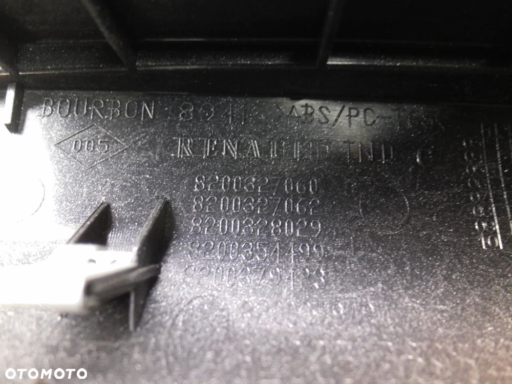 RAMKA RADIA PANELA KRATKA NAWIEWU ŚRODKOWA RENAULT MODUS I SREBRNA - 3