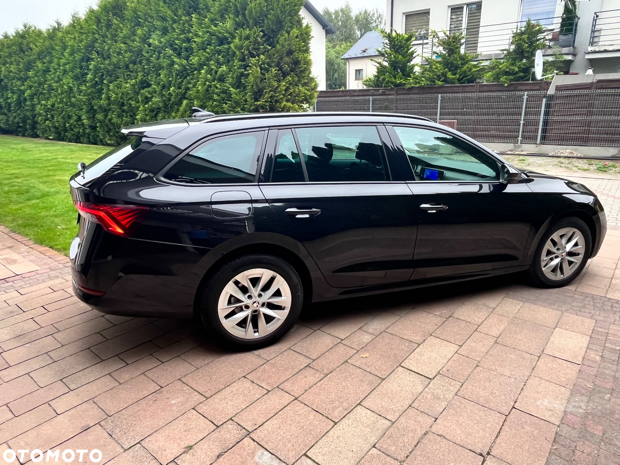 Skoda Octavia 2.0 TDI Ambition DSG - 8