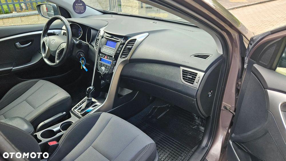 Hyundai i30 1.6 Classic - 16