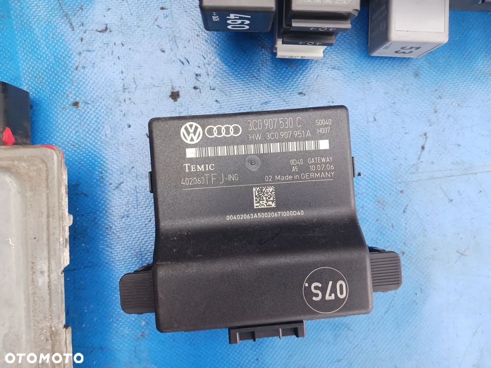 Zestaw startowy Volkswagen Passat B6 03G906018CE 2.0TDI 140KM 5WP45610AC Licznik stacyjka moduł 3c0907530C Blokada kierownicy 3c0905861f - 5