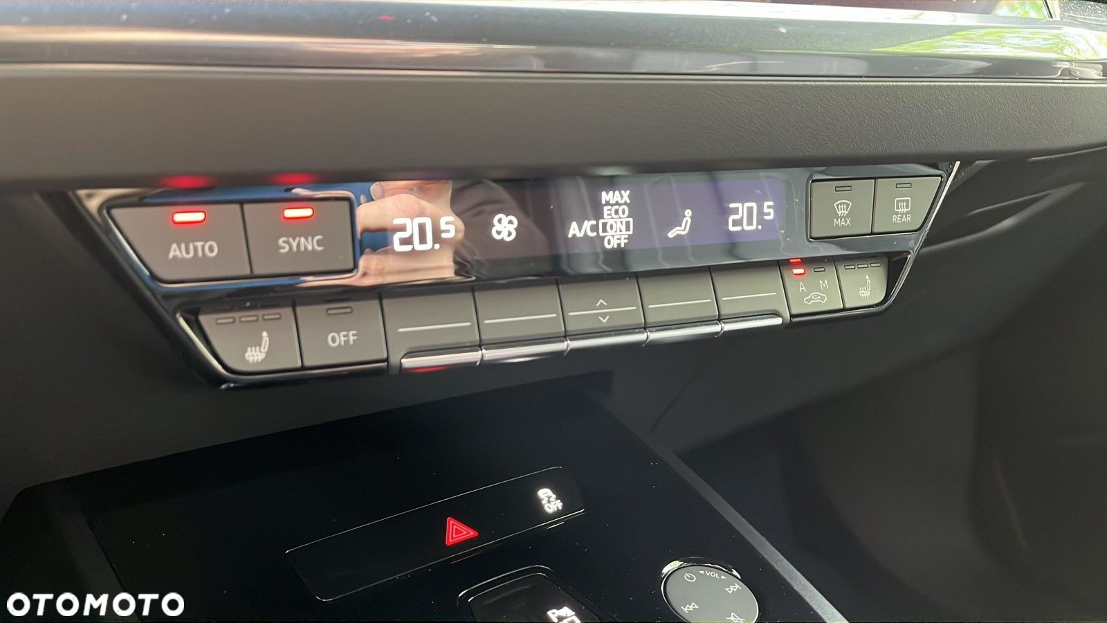 Audi Q4 e-tron - 30