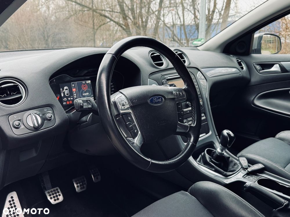 Ford Mondeo 1.6 Eco Boost Titanium - 19