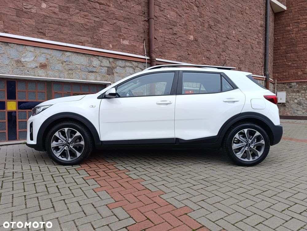 Kia Stonic 1.4 L - 6