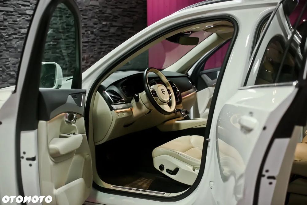 Volvo XC 90 T5 AWD Inscription 7os - 14