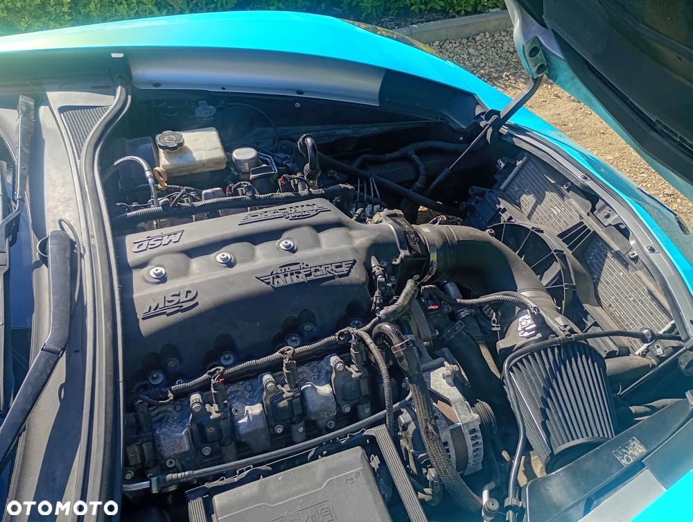 Chevrolet Corvette - 15