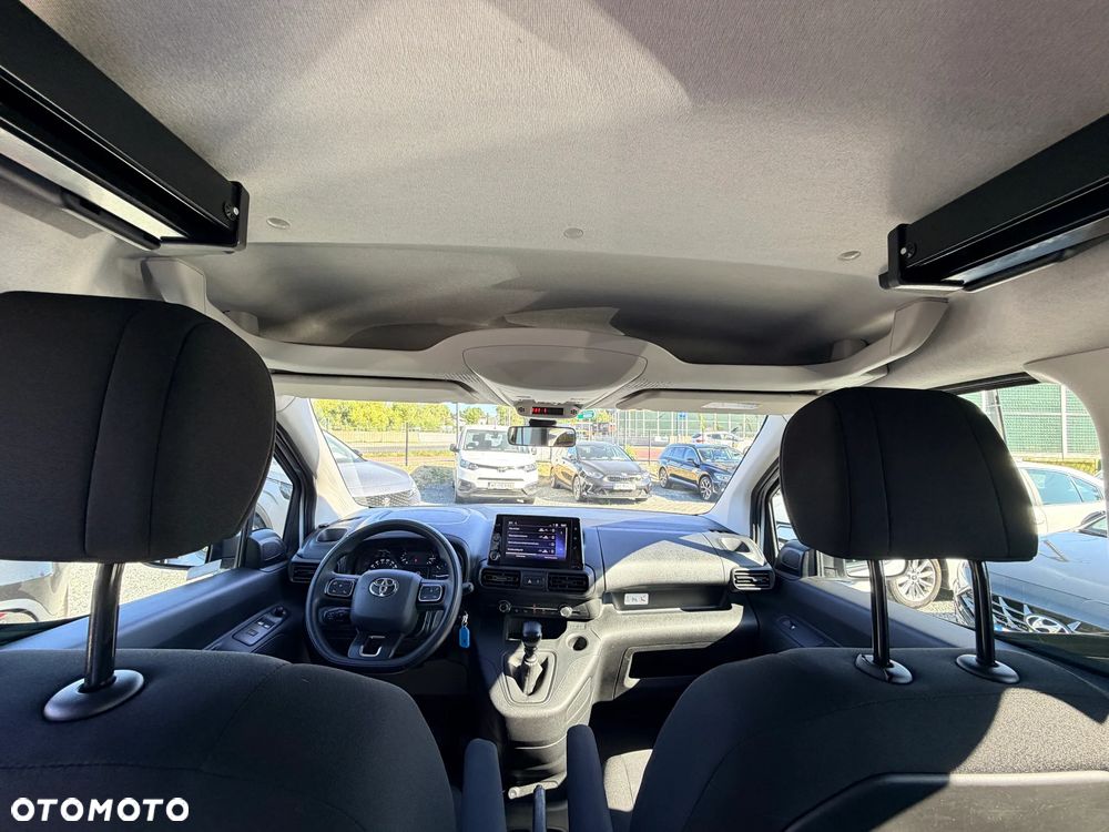 Toyota Proace City - 22