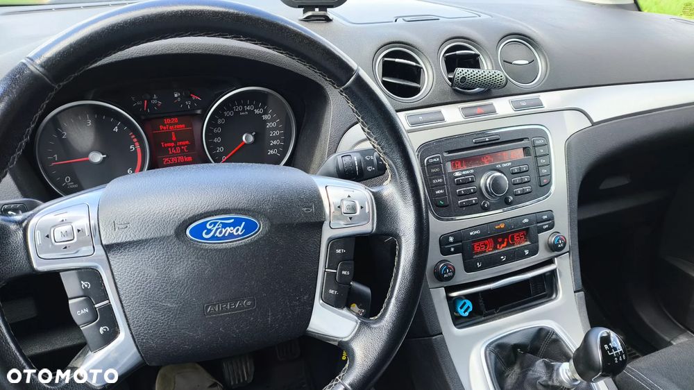 Ford S-Max 2.0 TDCi DPF Trend - 15