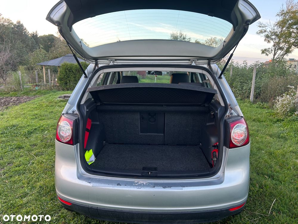 Volkswagen Golf 2.0 TDI Comfortline - 6