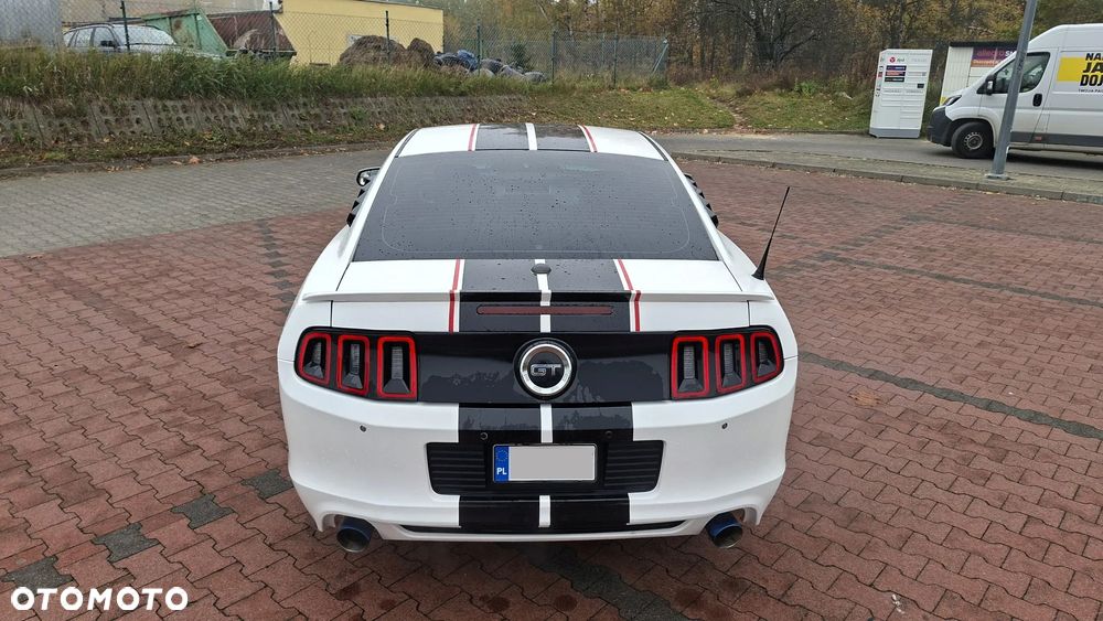 Ford Mustang 2013 photo 4