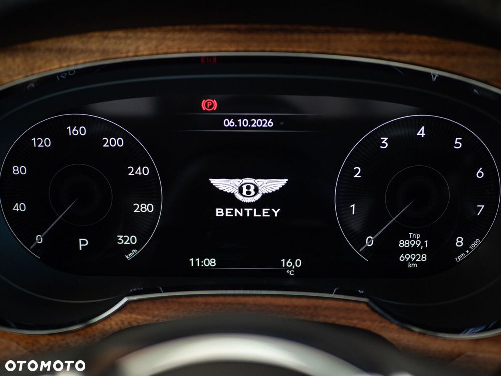 Bentley Bentayga - 29