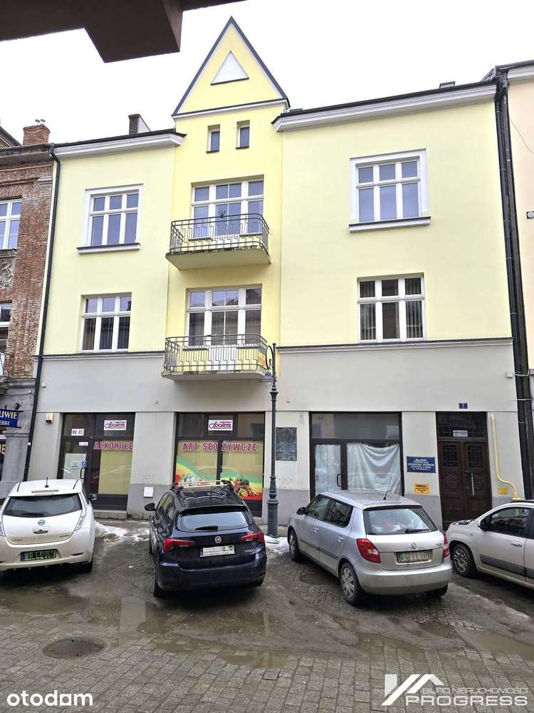 Nieruchomość inwestycyjna, 8 mieszkań, usługi, 600m2, KROSNO.