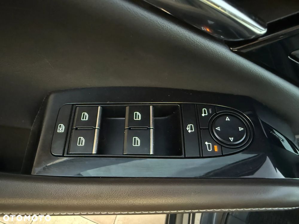 Mazda CX-30 SKYACTIV-X 2.0 M-Hybrid - 22