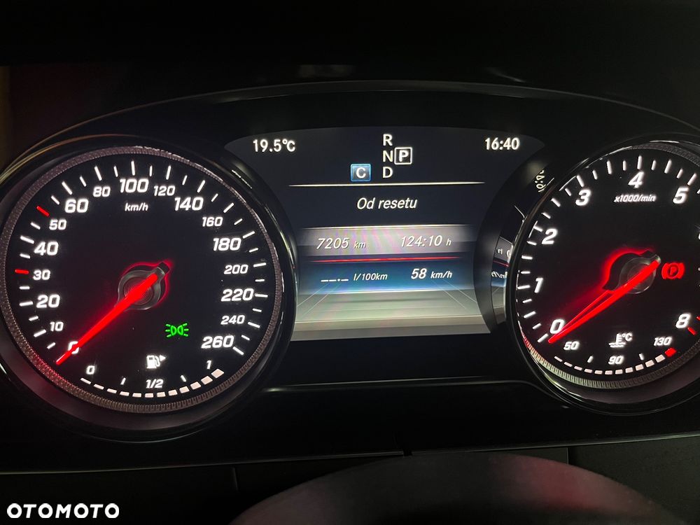 Mercedes-Benz Klasa E 200 9G-TRONIC - 12