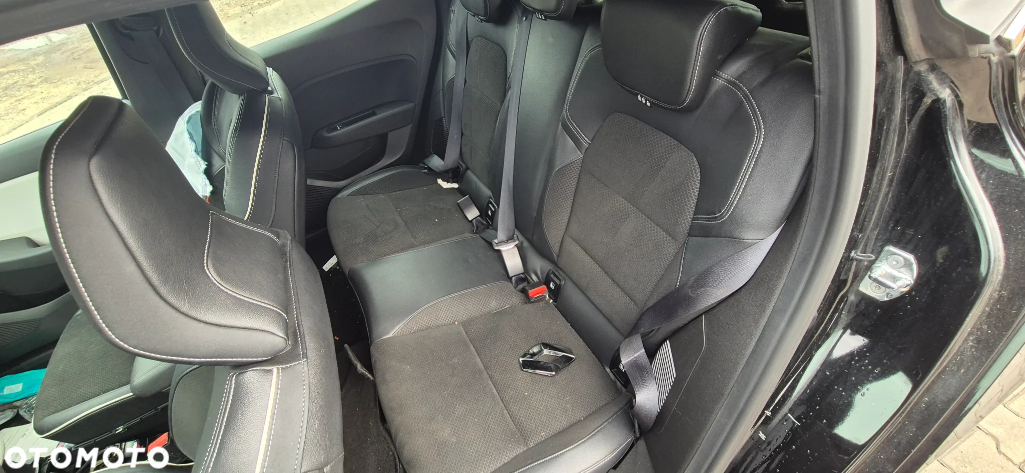 Renault Clio 1.6 E-TECH Intens - 25