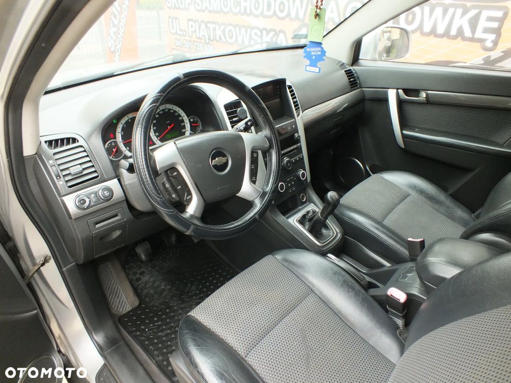 Chevrolet Captiva - 10