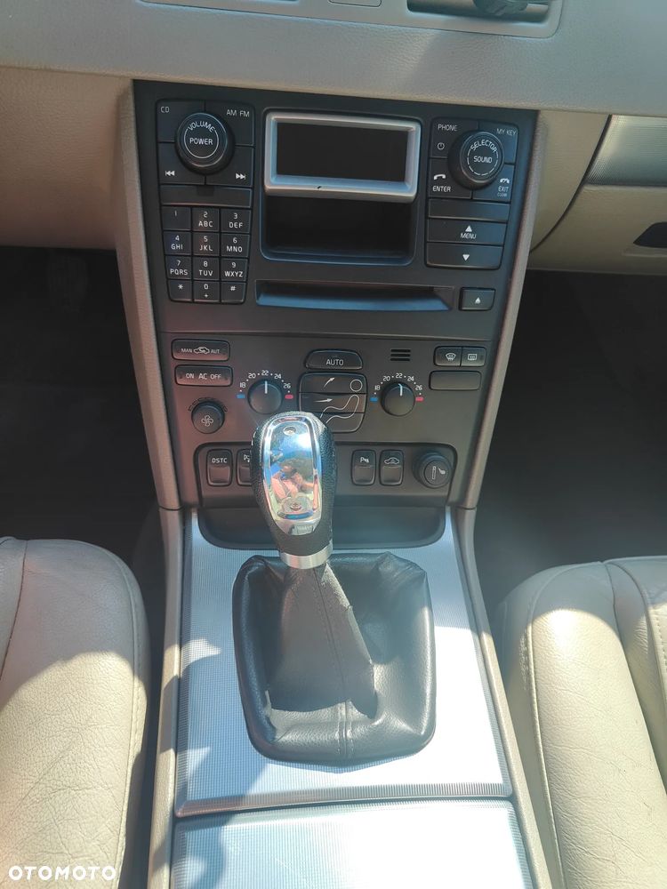 Volvo XC 90 D5 Momentum - 22