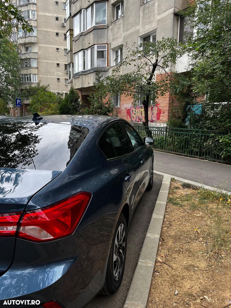 Ford Focus 1.0 EcoBoost Titanium X - 13