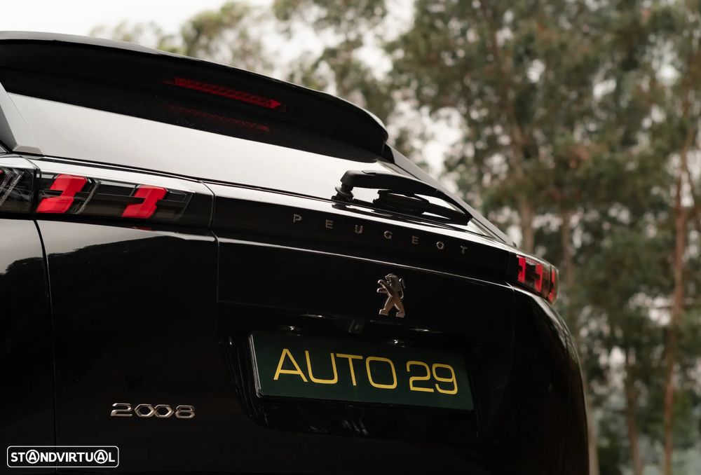 Peugeot 2008 1.5 BlueHDi Allure EAT8 - 6