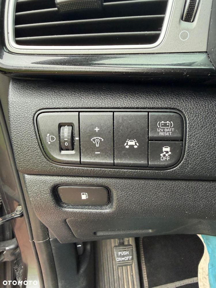 Kia Niro 1.6 GDI Hybrid M - 9