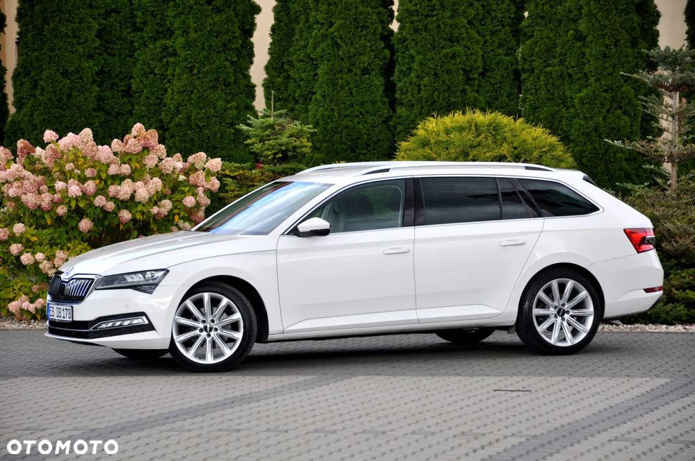 Skoda Superb 2.0 TDI DSG Premium Edition - 6