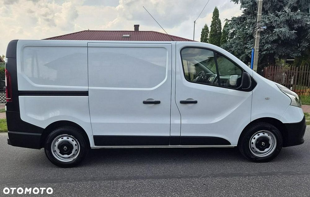 Renault Trafic - 10