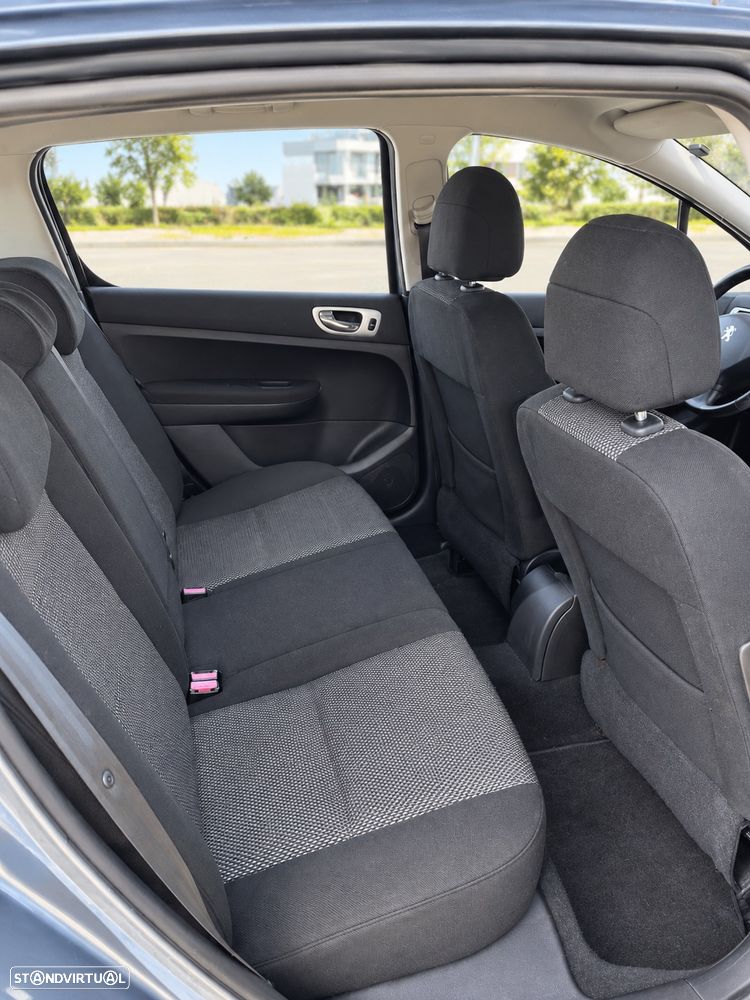 Peugeot 307 1.6 HDi Executive - 8