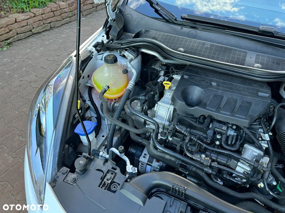 Ford Fiesta 1.0 EcoBoost S&S ST-LINE - 11