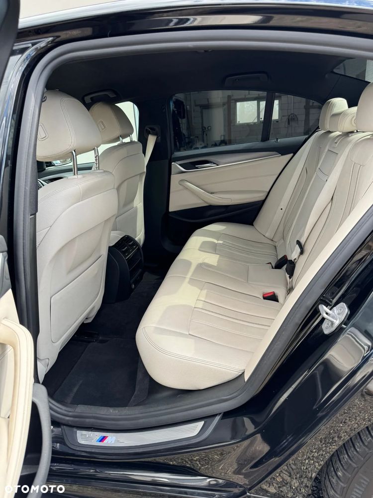 BMW Seria 5 520d xDrive - 9
