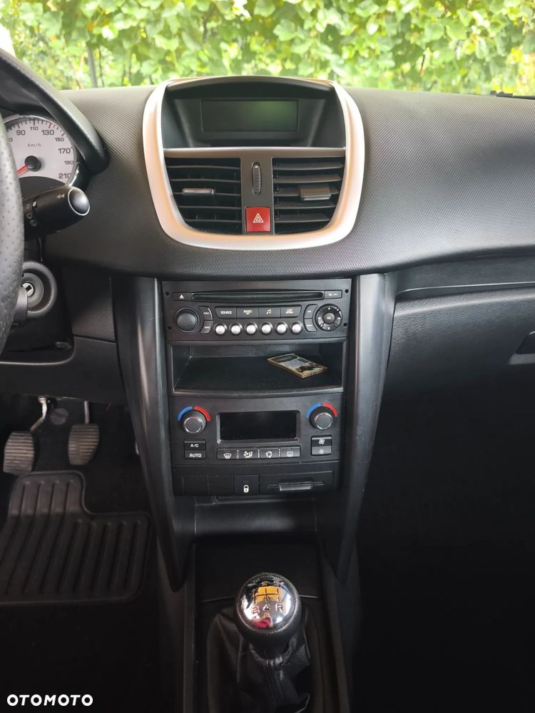 Peugeot 207 1.6 HDi Active - 16