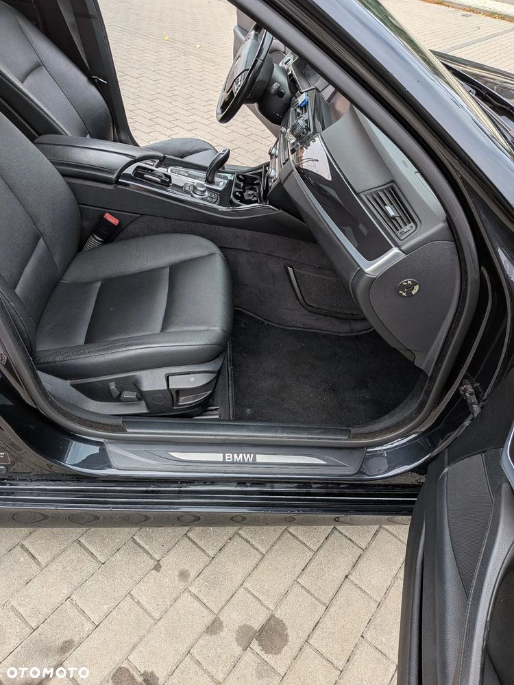 BMW Seria 5 - 16