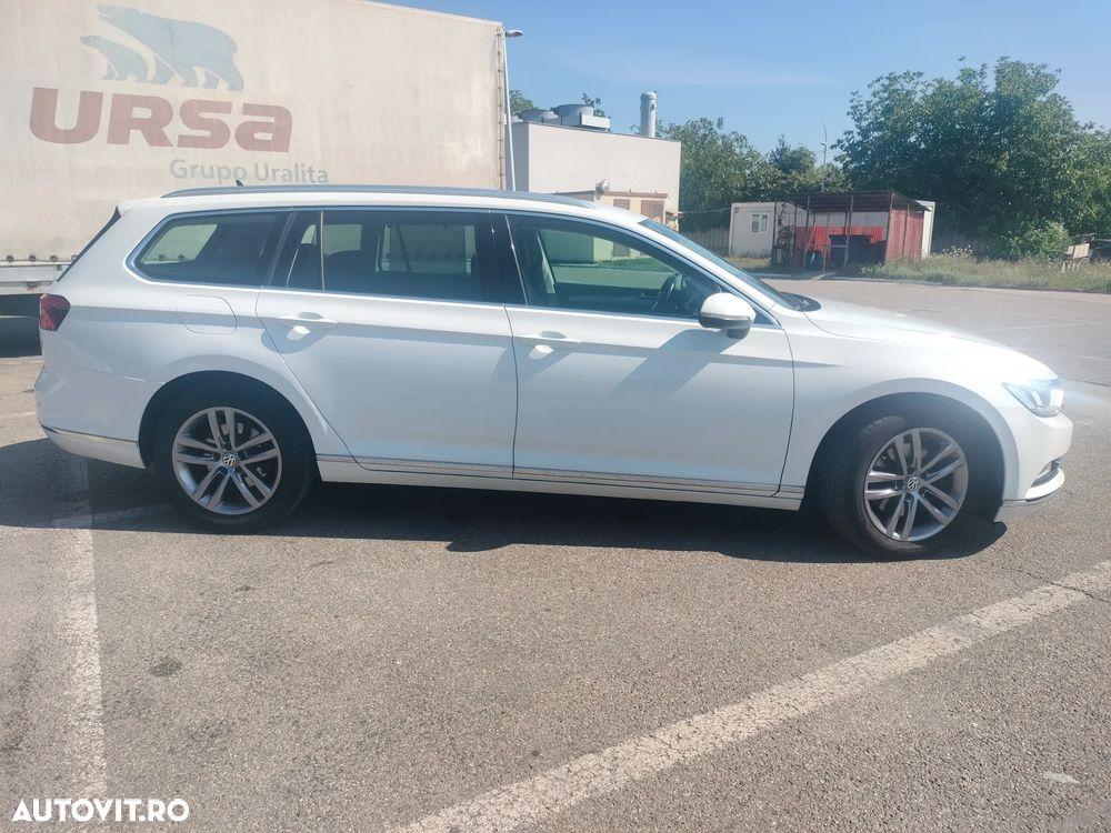 Volkswagen Passat 2.0 TDI DSG Highline - 16