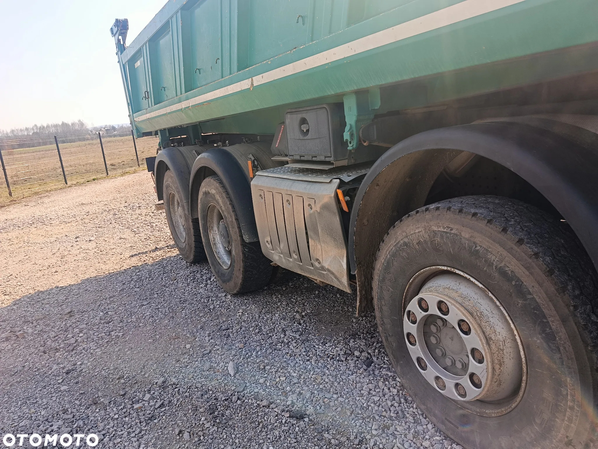 Mercedes-Benz Arocs 3243 - 9