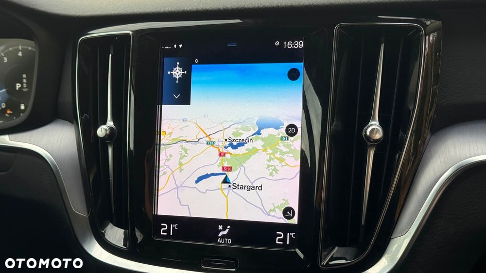 Volvo V60 B3 B DKG Momentum - 21