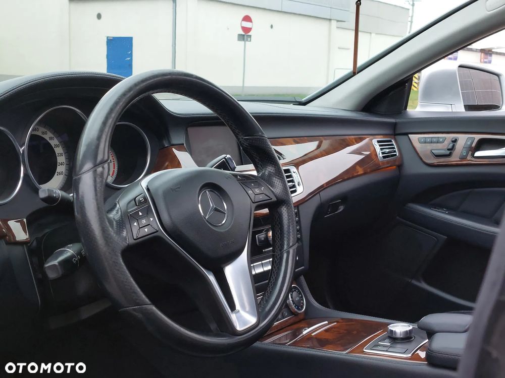 Mercedes-Benz CLS 350 CDI BlueEff - 15
