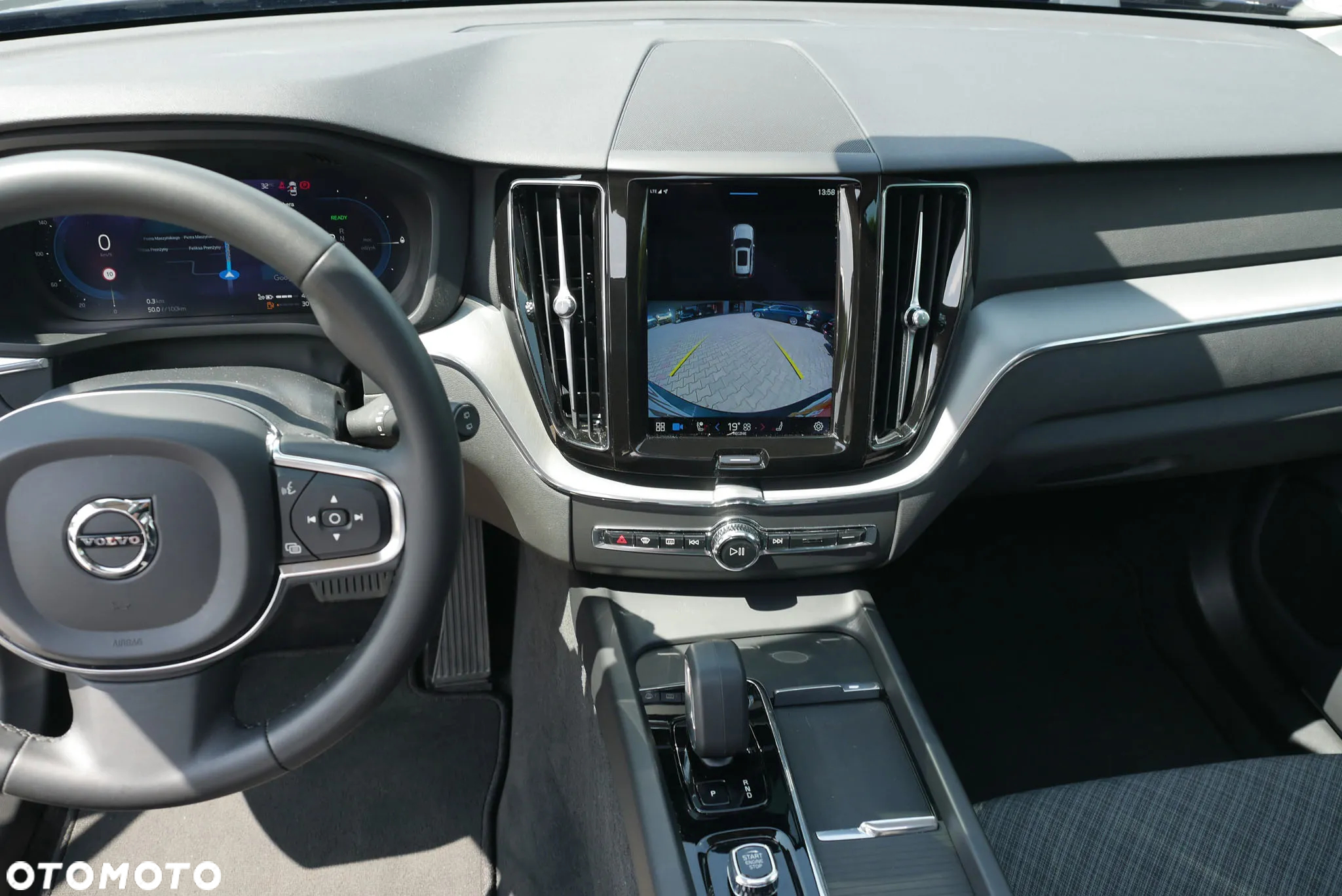 Volvo XC 60 T6 Plug-In Hybrid AWD Inscription - 17