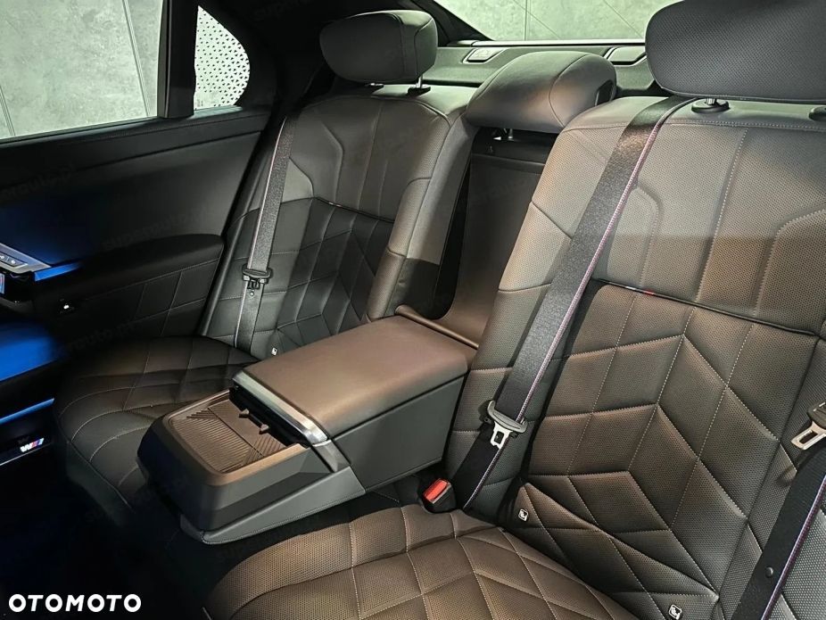 BMW Seria 7 740d xDrive mHEV M Sport sport - 17