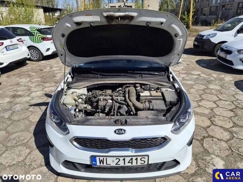 Kia Ceed - 27