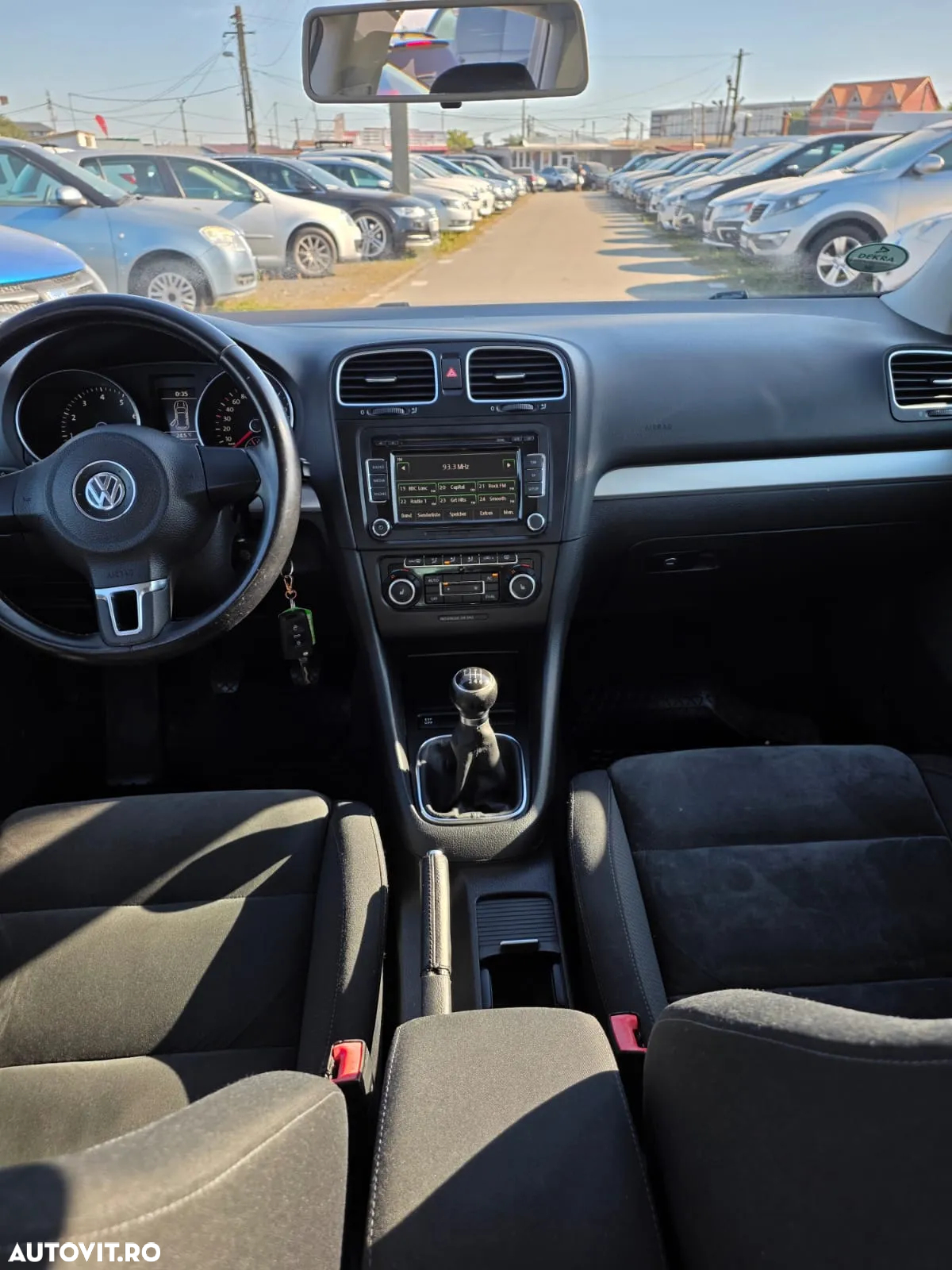 Volkswagen Golf - 6