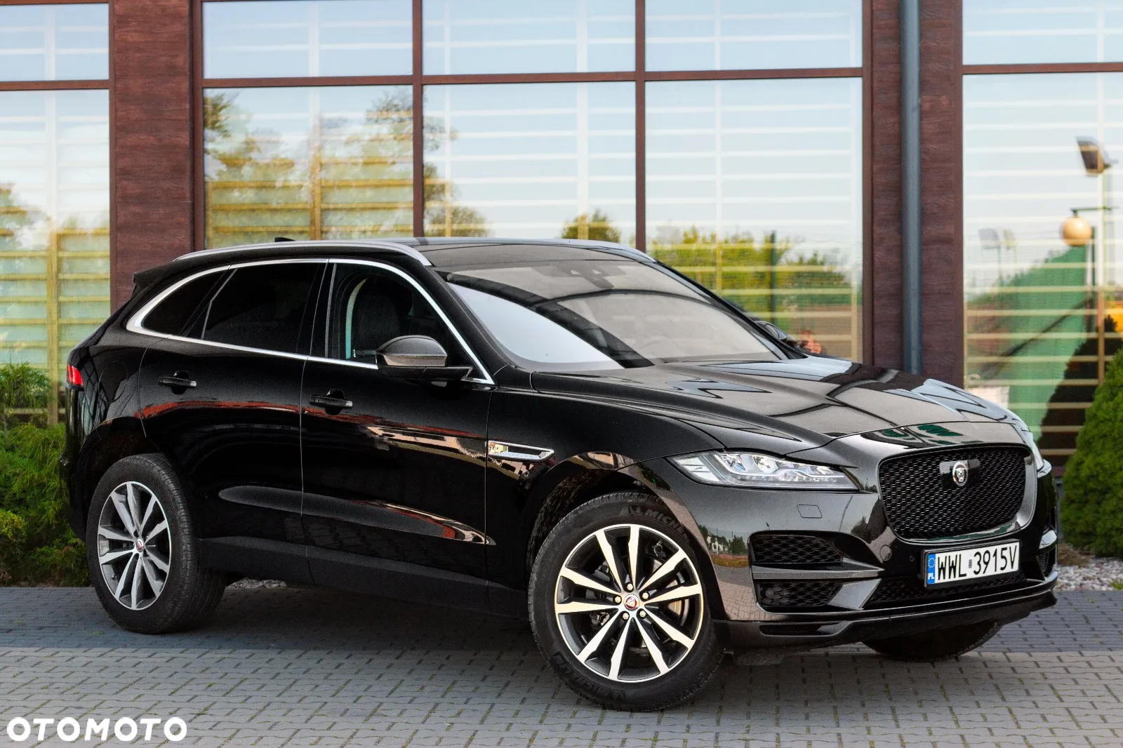 Jaguar F-Pace 2.0 i4P AWD Prestige - 8