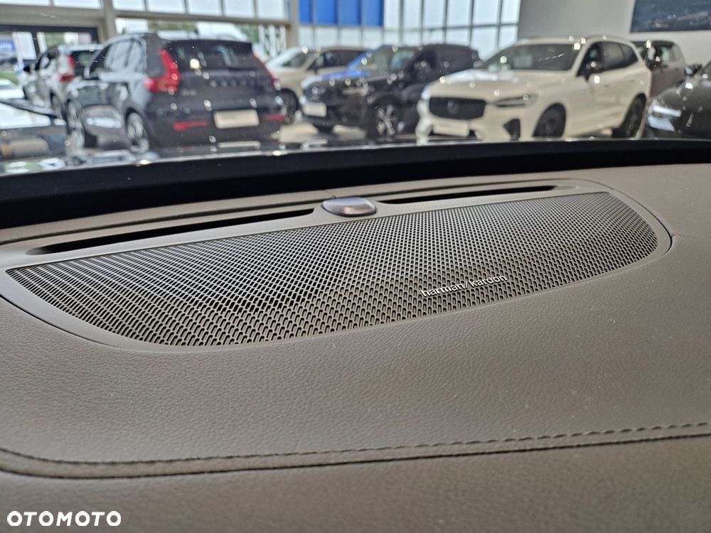 Volvo XC 90 - 33