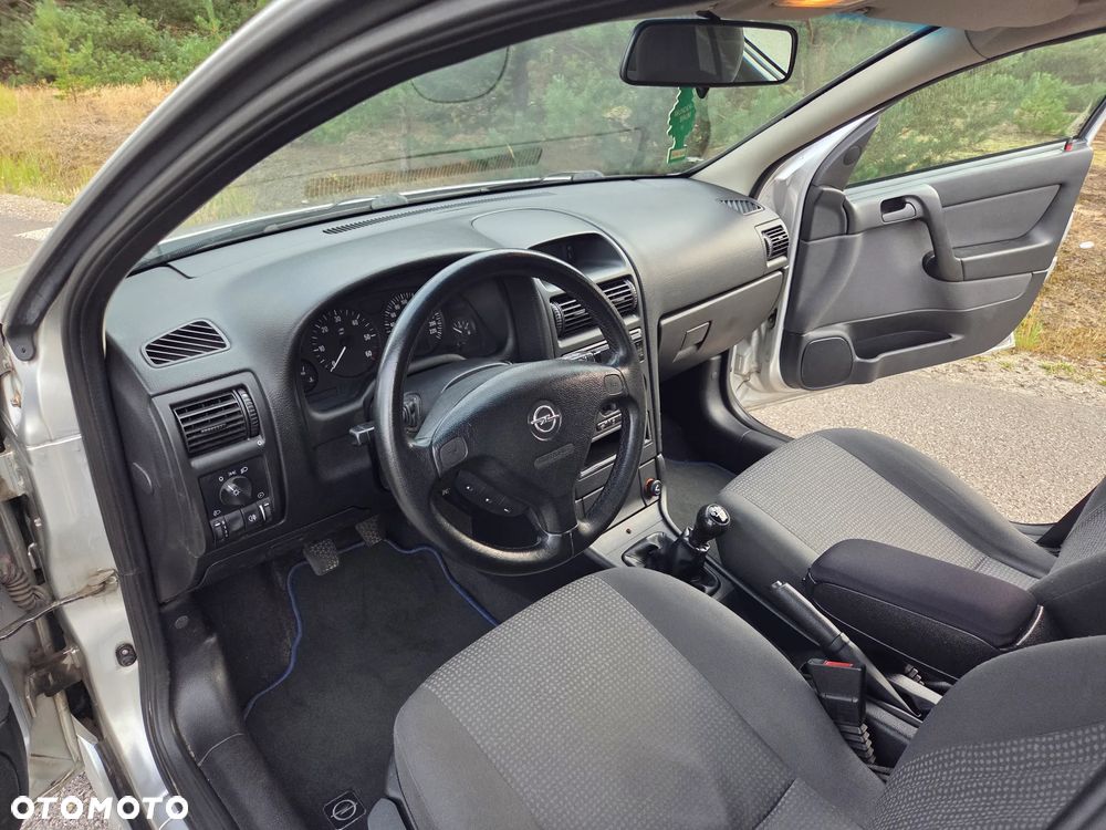 Opel Astra 1.7 CDTI Enjoy - 11