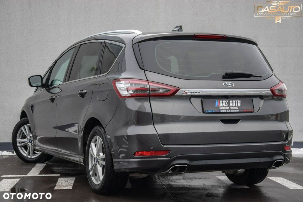 Ford S-Max - 13