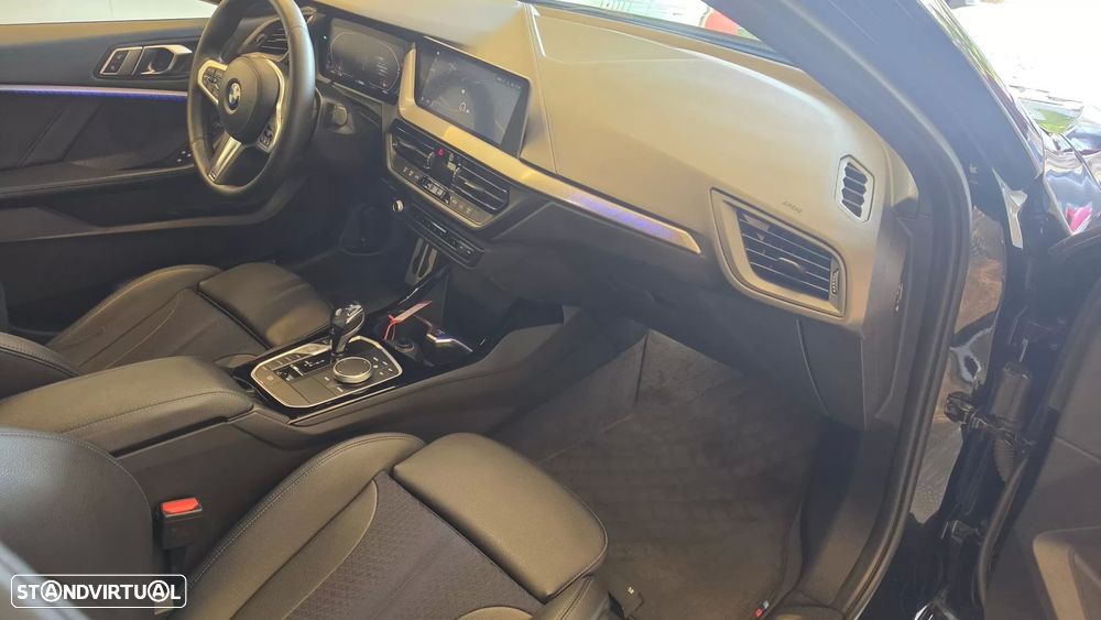 BMW 116 d Pack Desportivo M Auto - 47