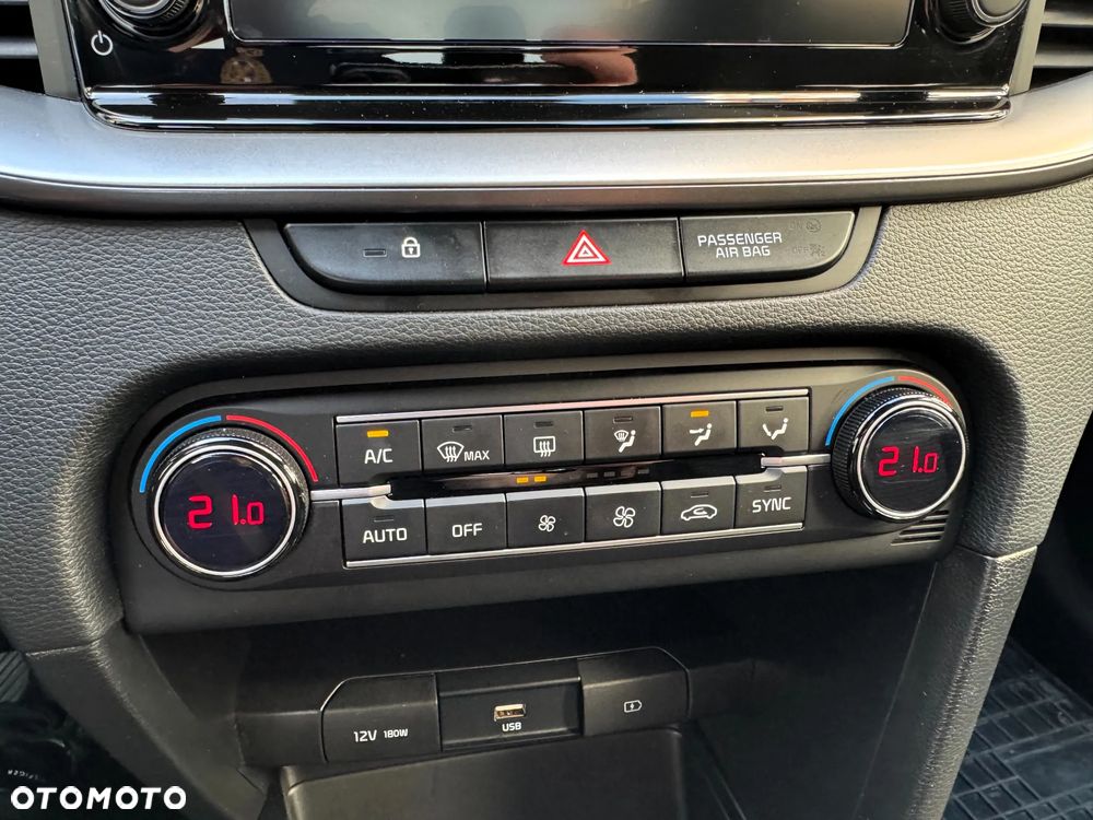 Kia XCeed 1.0 T-GDI M - 21