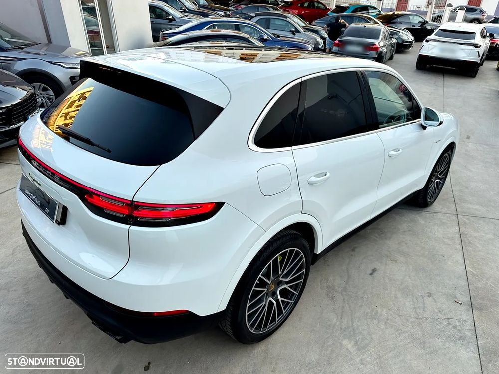 Porsche Cayenne E-Hybrid - 47