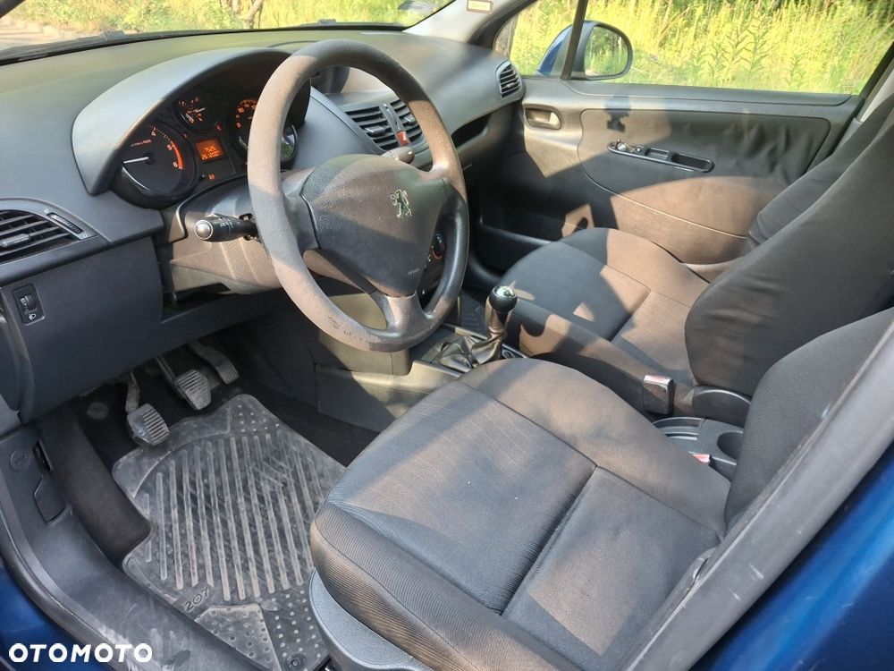 Peugeot 207 - 5