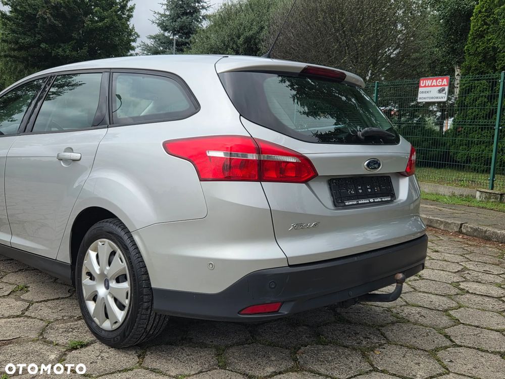 Ford Focus Turnier 1.5 TDCi ECOnetic 88g Start-Stopp-Sy Business - 17