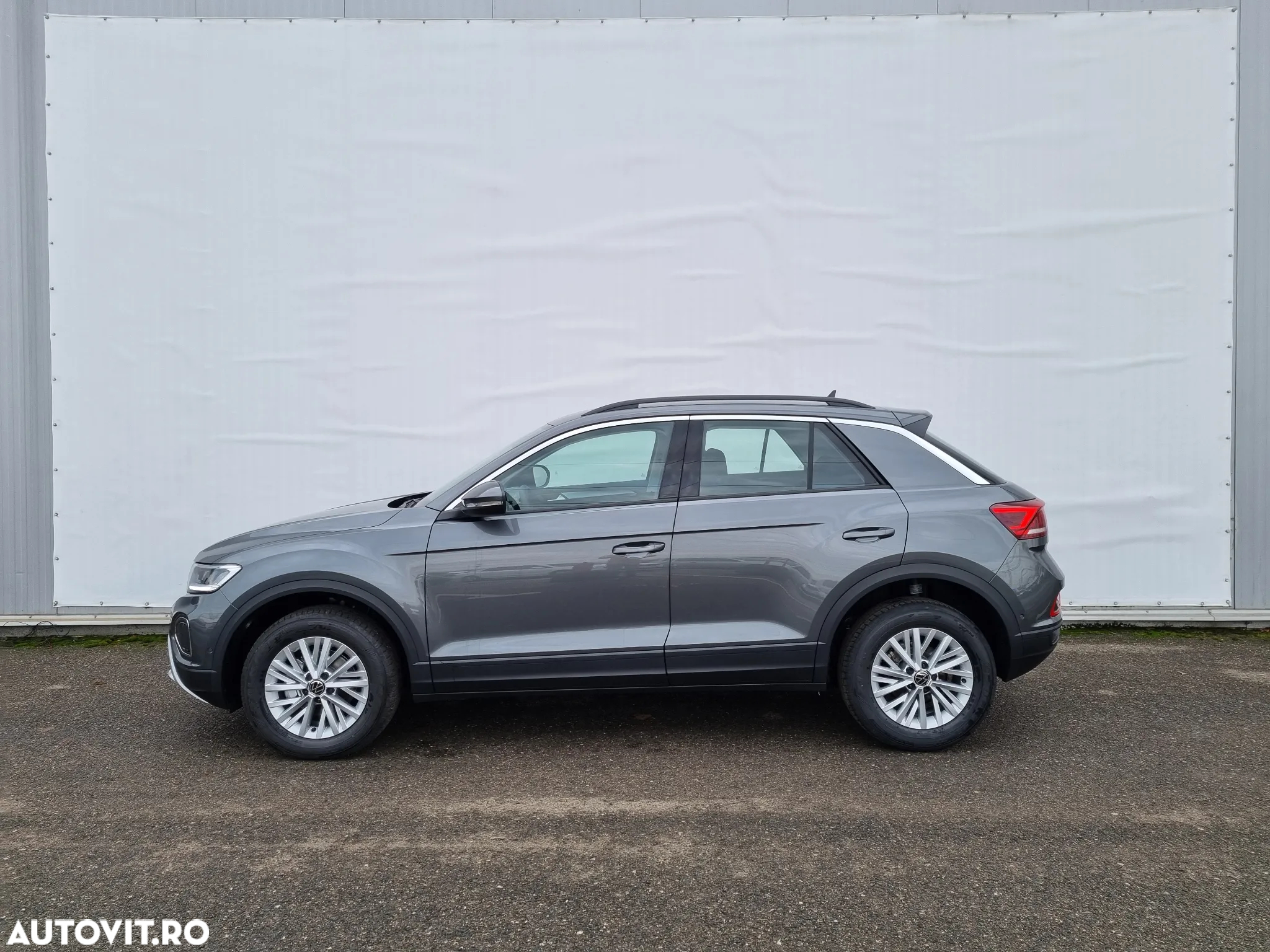 Volkswagen T-ROC 1.0 TSI Life - 2