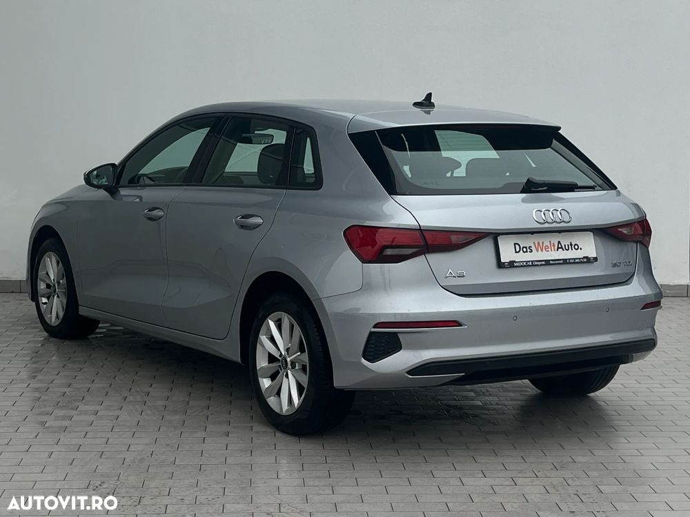 Audi A3 2.0 30 TDI Advanced - 5