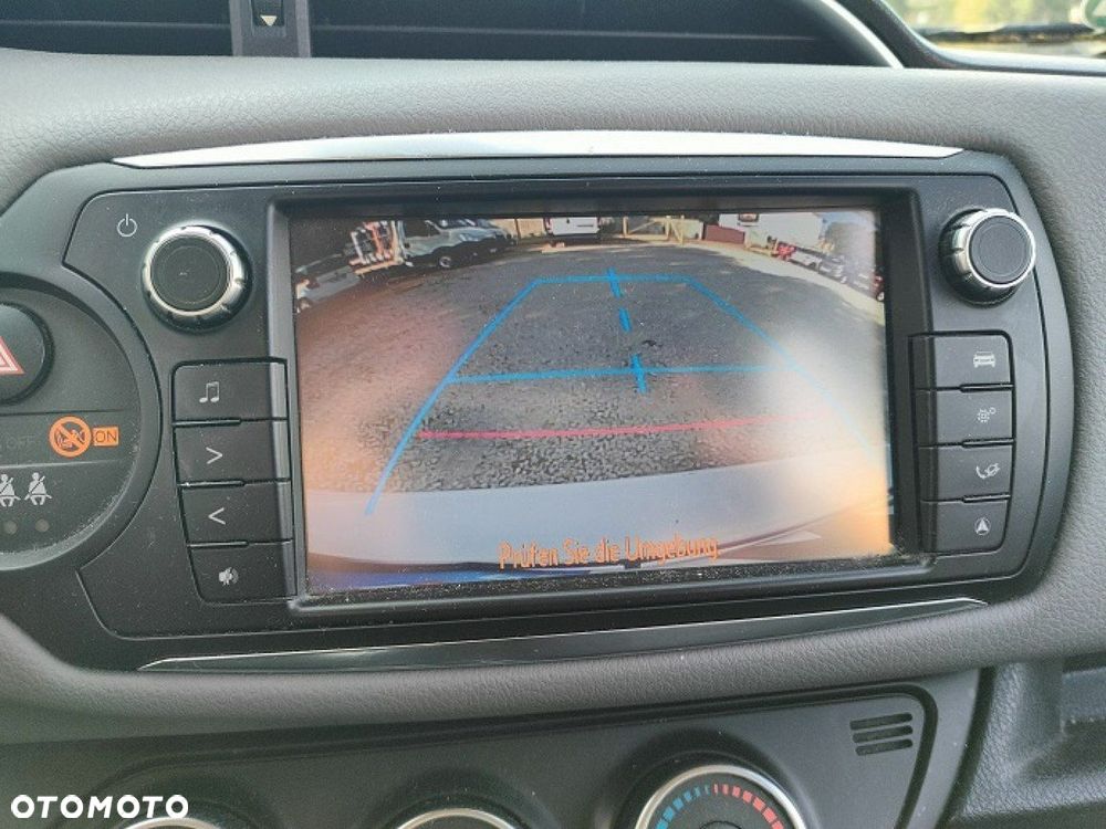 Toyota Yaris - 18